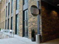Airbnb : vaisselle, poubelles, draps, ce que les hôtes ne pourront plus exiger Bureaux d’Airbnb à Toronto, au Canada