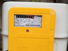 Ce qui change au 1er novembre 2026 : gaz, retraites, trêve hivernale, colis Un compteur de gaz jaune à Champagne-au-Mont-d’Or (photo d’illustration)