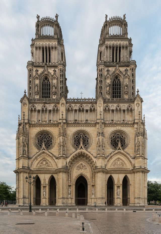 La cathédrale Sainte-Croix d'Orléans, point de départ de la manifestation du 24 octobre (photo d'illustration)