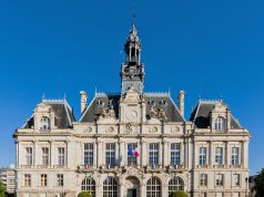 Incendie de la mairie de Limoges : les deux suspects mis en examen, notamment pour tentative d’homicide, et placés en détention provisoire L'hôtel de ville de Limoges, en Haute-Vienne (photo d'archives)