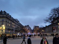 Manifestations du 24 octobre : 70 000 policiers et gendarmes mobilisés, Marseille autorise finalement un cortège syndical Cordon de CRS place de la Nation à Paris lors d'une manifestation