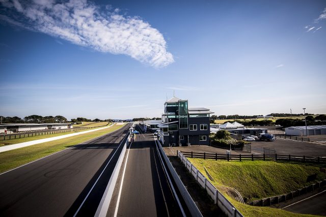 La ligne droite des stands du circuit de Phillip Island, en Australie (photo d’archives) La ligne droite des stands du circuit de Phillip Island, en Australie (photo d’archives)