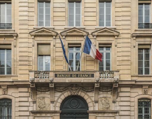 Climat des affaires : l’Insee à 96 en septembre, la BdF voit un PIB à +0,1 % au T3 L'hôtel de Toulouse, siège de la Banque de France à Paris