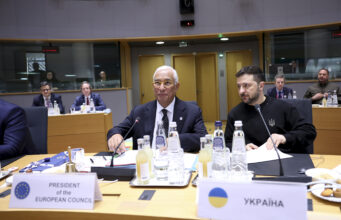 Sommet de l’UE : Bruxelles fait bloc derrière Zelensky et refuse d’alléger les sanctions contre la Russie António Costa, président du Conseil européen, avec Volodymyr Zelensky à Bruxelles