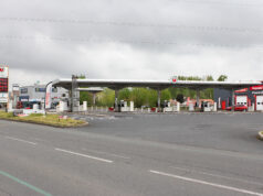 Carburants : l’aide « grands rouleurs » de 100 € prolongée jusqu’à fin 2026, décret au Journal officiel Station-service Hyper U à Cusset, pompe à carburant en France