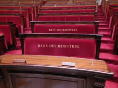 Budget 2027 : les députés adoptent de justesse la réforme de l’apport-cession, une niche prisée des chefs d’entreprise fortunés Le banc des ministres dans l'hémicycle de l'Assemblée nationale, au Palais-Bourbon, où se poursuit l'examen du budget 2027 (photo d'archives)