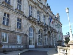Mobilisation du 17 octobre : mairie de Limoges incendiée, résidence préfectorale de Bordeaux saccagée, 195 interpellations à Paris selon le parquet L'hôtel de ville de Limoges, touché par un incendie en marge de la mobilisation du 17 octobre (photo d'archives)