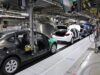 Automobile : Paris et Berlin s’accordent sur l’après-2035, plus de souplesse pour le thermique contre un « made in Europe » renforcé Chaîne d'assemblage dans une usine automobile européenne