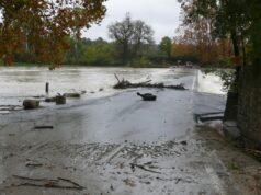 Épisode méditerranéen : le Gard et l’Hérault en vigilance orange pluie-inondation et orages dès lundi 14 heures, jusqu’à 150 mm attendus Crue du Vidourle à Villetelle, à la limite de l'Hérault et du Gard, lors d'un épisode méditerranéen en octobre 2010
