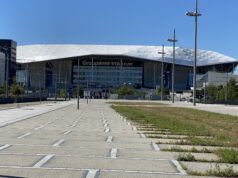 Ligue 1 : Lyon prend la tête d’un peloton de cinq équipes à 14 points, Monaco chute à Lorient, folie au Paris FC Le Groupama Stadium, antre de l'Olympique lyonnais, à Décines-Charpieu (photo d'archives)