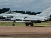 Attaques des houthis : Londres envoie ses Typhoon défendre le ciel saoudien et prolonge le ravitaillement des avions de Riyad qui frappent au Yémen Un avion de combat Typhoon FGR4 de la Royal Air Force britannique