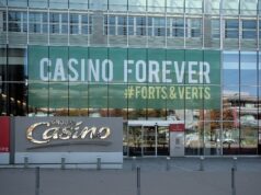 Casino devient Plesio : le groupe stéphanois fondé en 1898 change de nom à cinq mois d’une échéance de dette de 1,4 milliard d’euros L’entrée du siège social du groupe Casino à Saint-Étienne