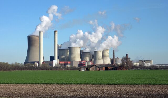 La centrale à charbon de Niederaußem, en Allemagne, l’une des plus émettrices de CO2 d’Europe La centrale à charbon de Niederaußem, en Allemagne, l’une des plus émettrices de CO2 d’Europe