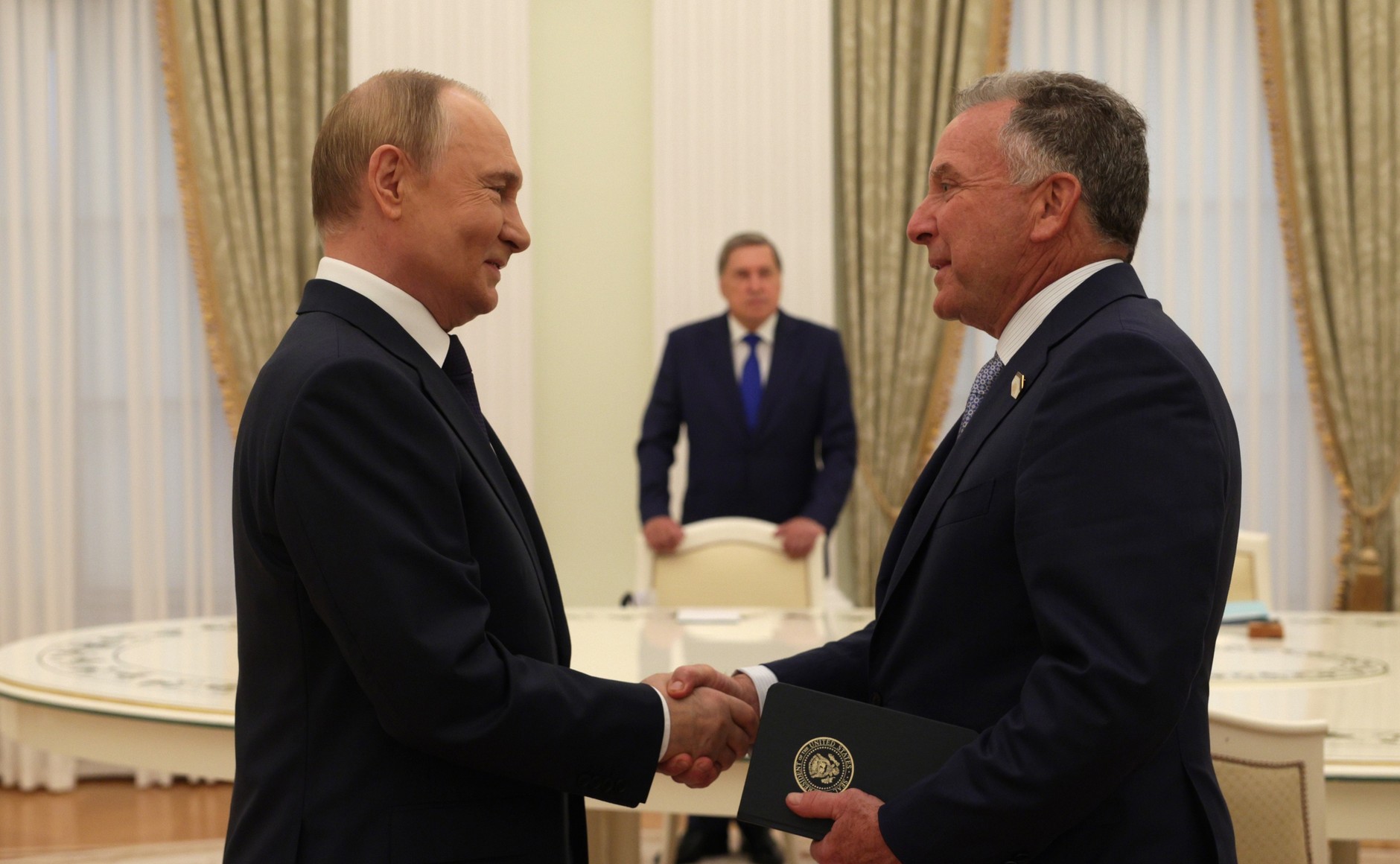 Vladimir Poutine et l’émissaire américain Steve Witkoff lors d’une rencontre au Kremlin en août 2025 Vladimir Poutine et l’émissaire américain Steve Witkoff lors d’une rencontre au Kremlin en août 2025