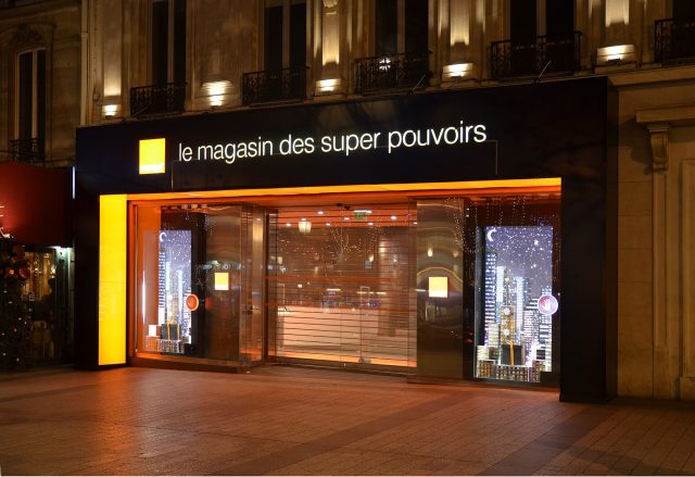 Une boutique Orange sur les Champs-Élysées, à Paris (photo d'archives) Une boutique Orange sur les Champs-Élysées, à Paris (photo d'archives)