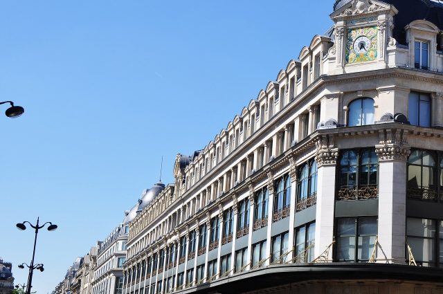 Façade de l’immeuble du 82-92 rue Réaumur à Paris, adresse du siège de Rakuten France Façade de l’immeuble du 82-92 rue Réaumur à Paris, adresse du siège de Rakuten France