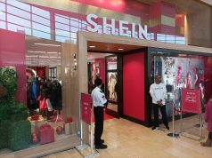 Shein accepte de payer 100 millions de dollars pour clore une enquête américaine sur ses retards de livraison Une boutique éphémère Shein (photo d’archives)