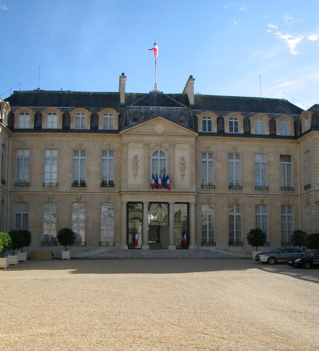La cour d’honneur du palais de l’Élysée, à Paris (photo d’archives)