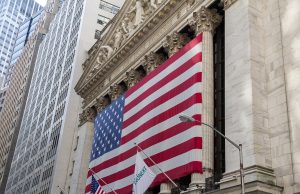 Wall Street : le Nasdaq chute de 2,6 %, Meta perd 7 % malgré des ventes record et la peur d’une bulle de l’IA revient Wall Street, à New York, siège de la Bourse américaine (photo d’archives)