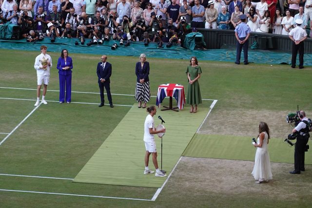 Le joueur de tennis allemand Alexander Zverev à Wimbledon en 2026 Le joueur de tennis allemand Alexander Zverev à Wimbledon en 2026